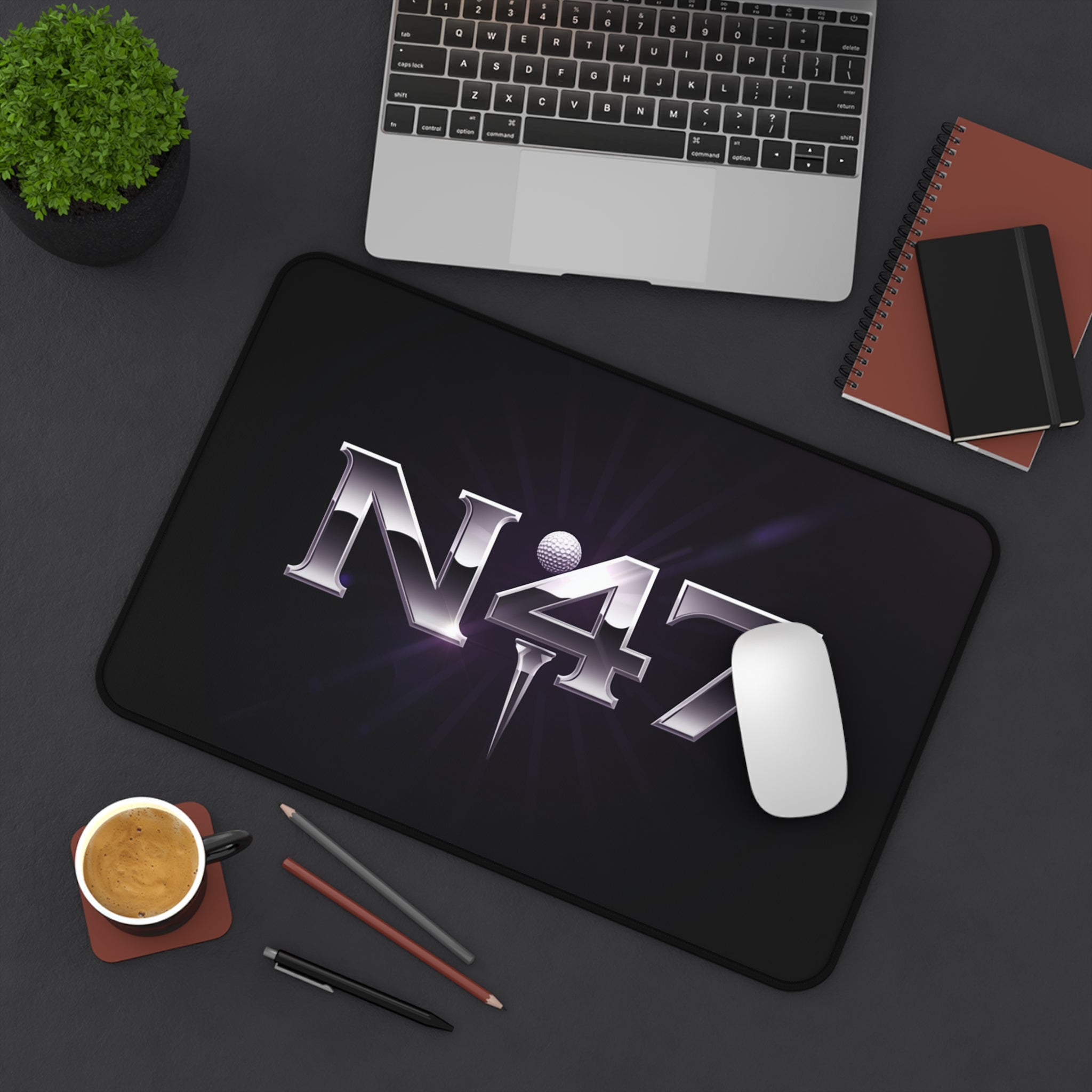 🖥️ Alfombrilla Escritorio Gaming N47 | Logo Metálico Golf Superficie Premium